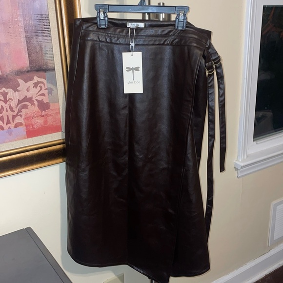 Chocolate brown Tyler Böe vegan leather wrap around skirt - Picture 2 of 4